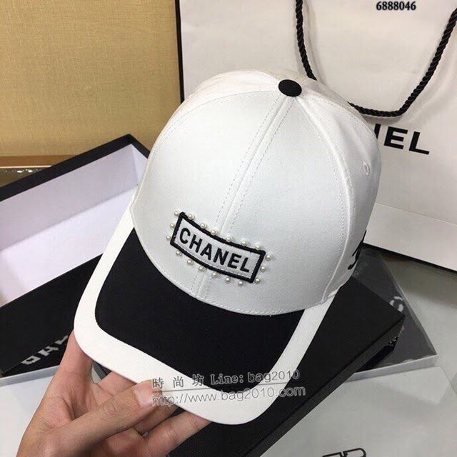 Chanel新品女士帽子 香奈兒珍珠拼接黑白鴨舌帽棒球帽  mm1415